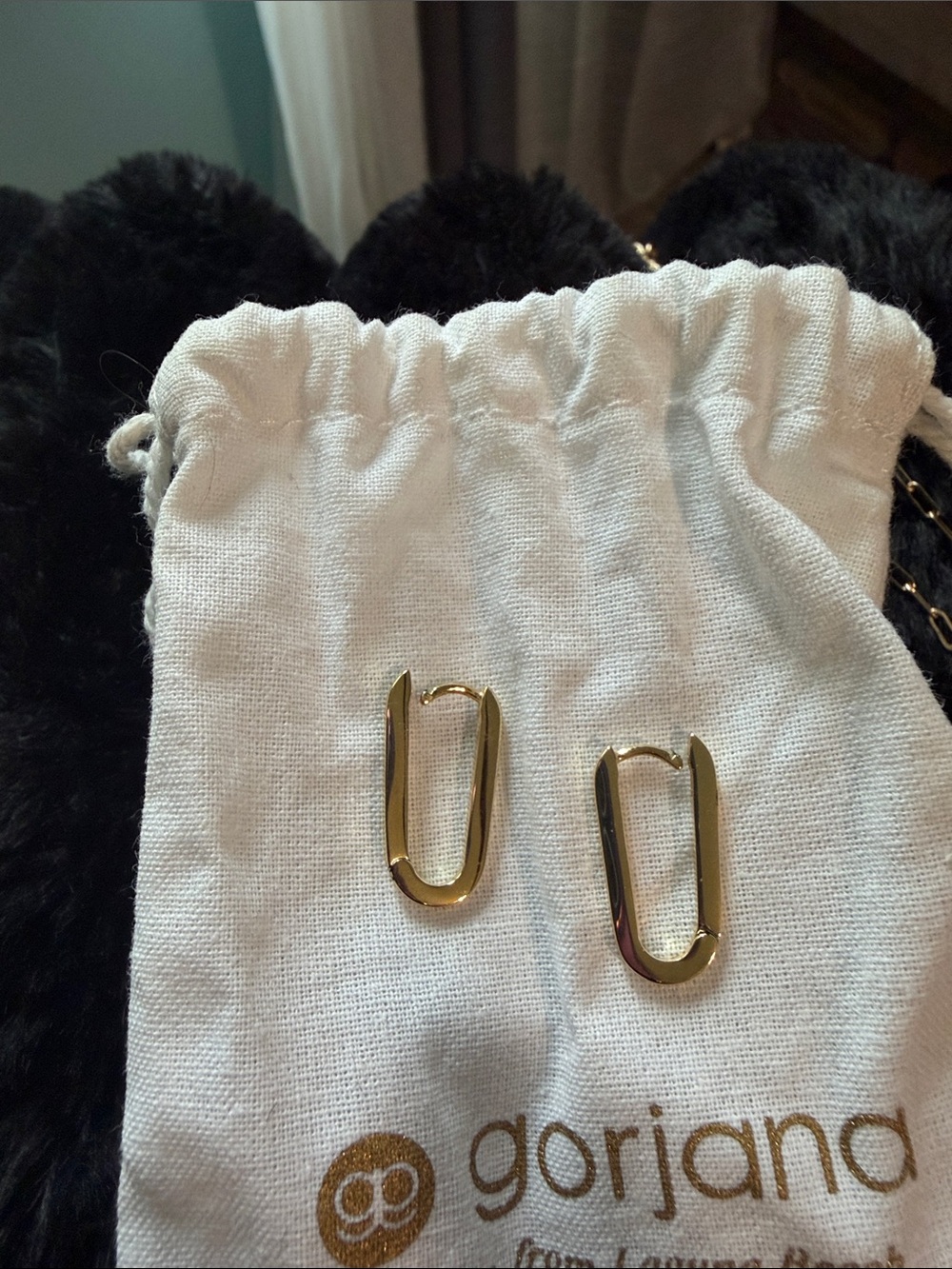 Women’s gorjana earrings - Picture 3 of 3